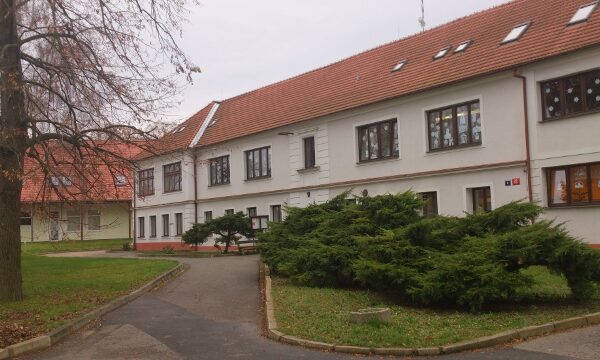 ZŠ Koloděje